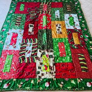 New Handmade Christmas Patchwork Quilt – 36” x 46” – Cozy Holiday Lap Blanket